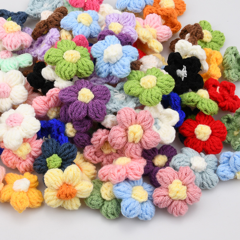 手作りのクロシェ五弁花アップリケ、ニットデイジー花柄パッチ、 - Craft Embellishment のレビューと価格