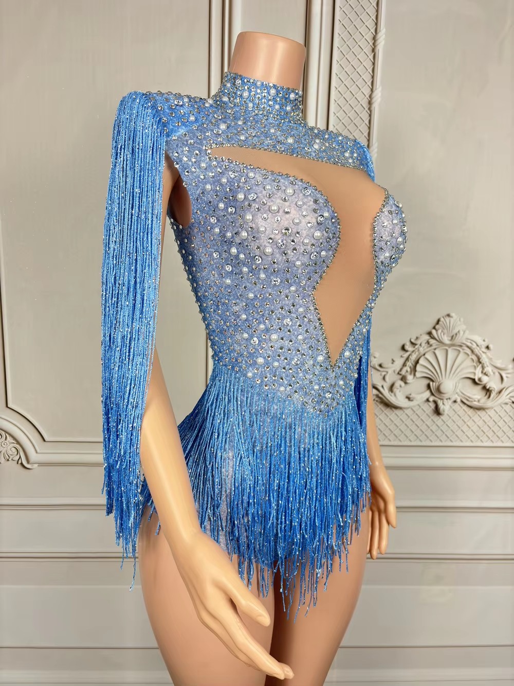 ブルーラインストーンタッセルボディスーツ セクシーメッシュ  - Rhinestone Banding Trim のレビューと価格